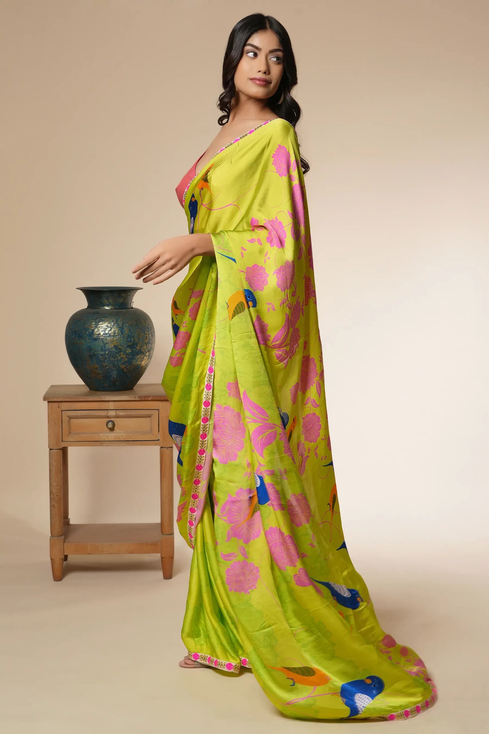 YELLOW PARROT PRINT SARI