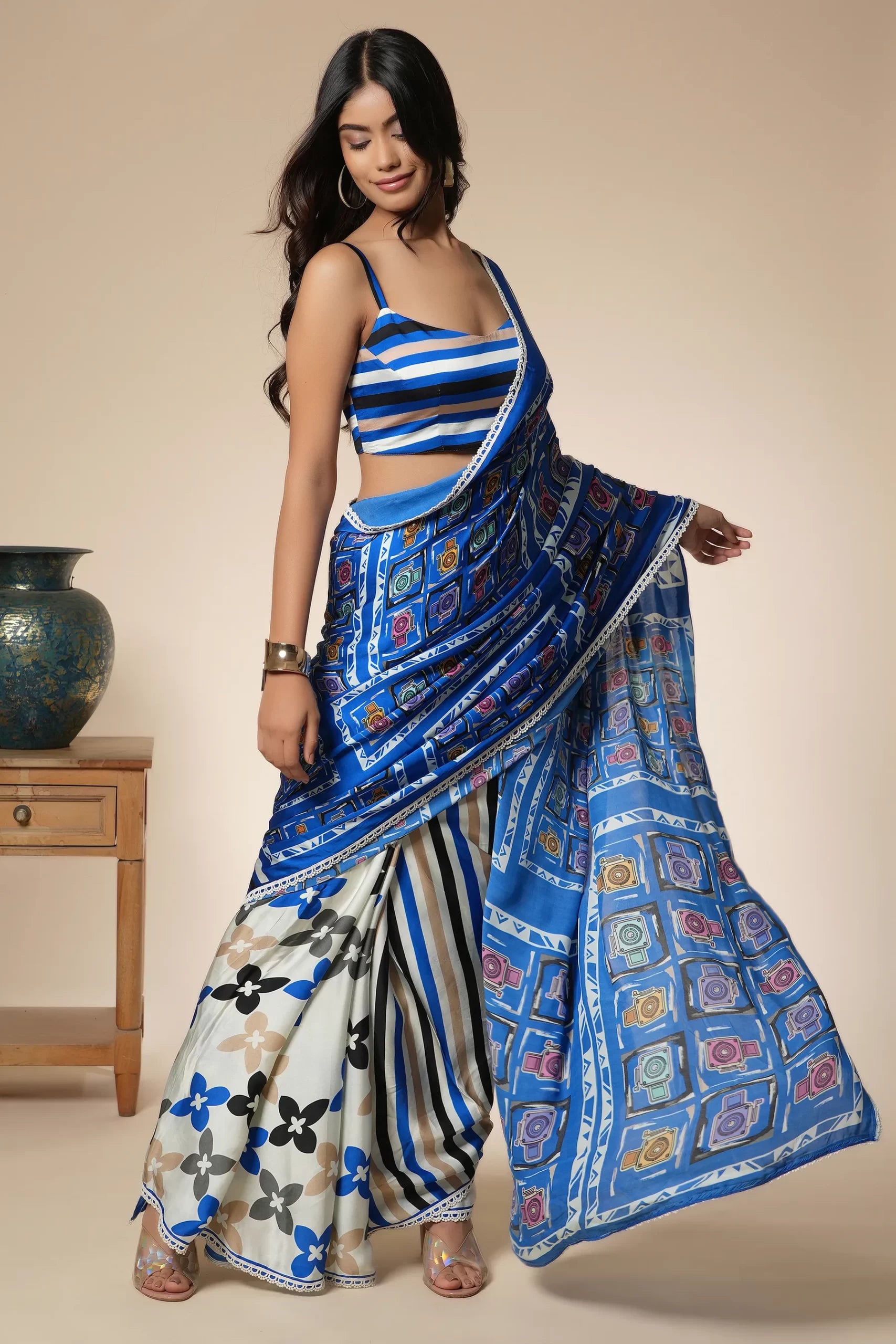 LETS CLICK CAMERA PRINT SARI